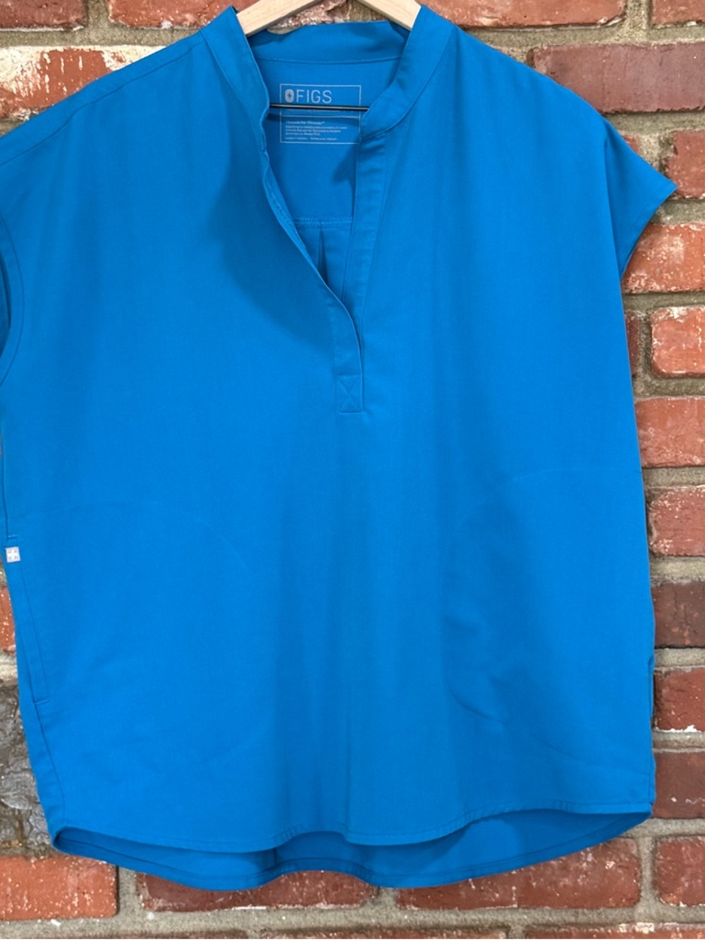 Figs Women Top Alps Blue